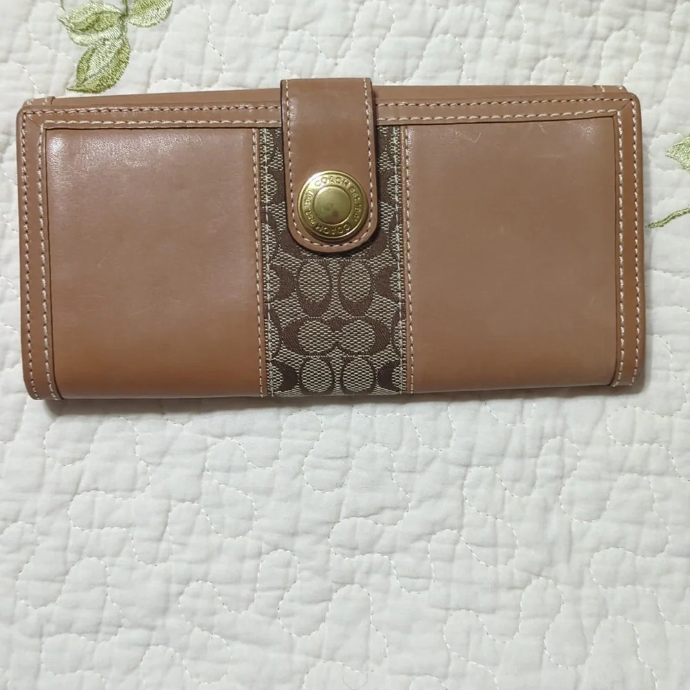 Coach wallet - Picture 2 of 4